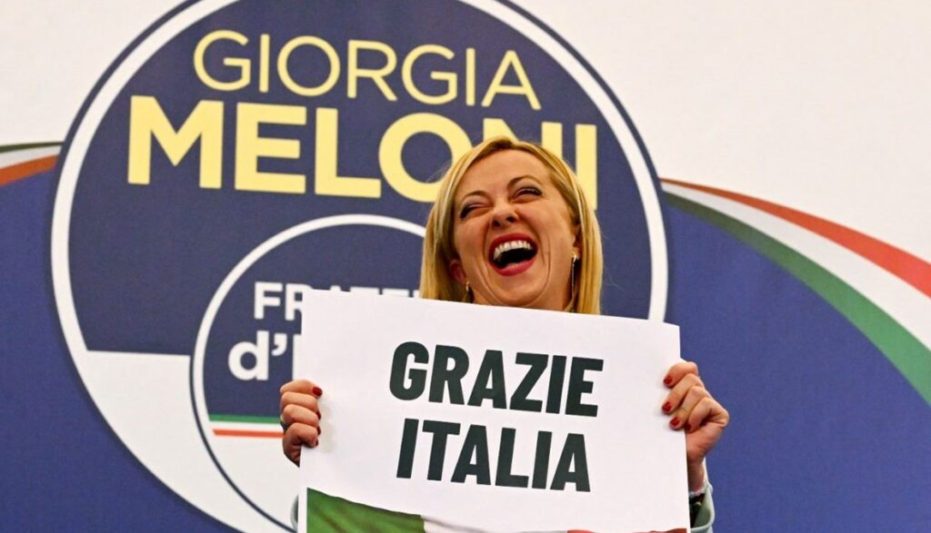 ميلوني تحكم إيطاليا صعود اليمين القومي يهدد مستقبل الوحدة الأوروبية