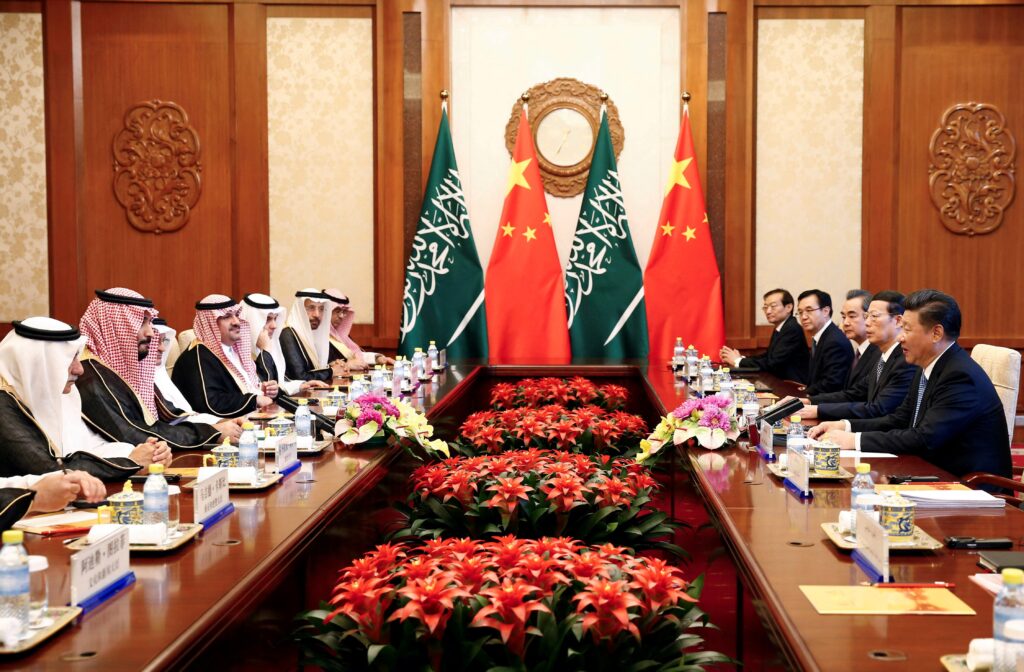 السعودية والصين تستكشفان حدود الشراكة في عالم مضطرب